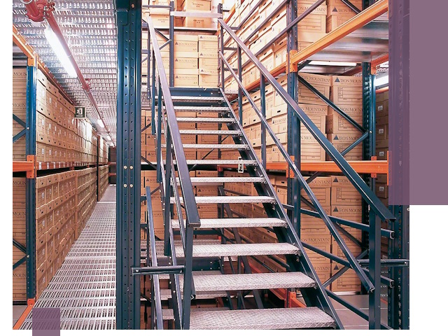 Лестницы складские прочные и безопасные под ключ в Шарыпове