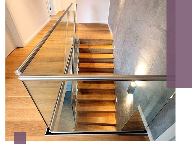 Перила для лестницы в доме — изготовление и монтаж в Шарыпове