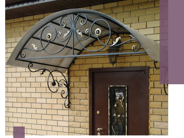 Изготовление козырьков из металла под ключ в Шарыпове