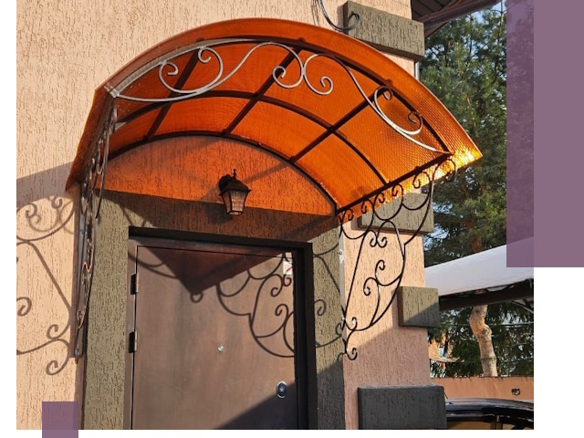 Демонтаж козырьков в Шарыпове быстро и безопасно